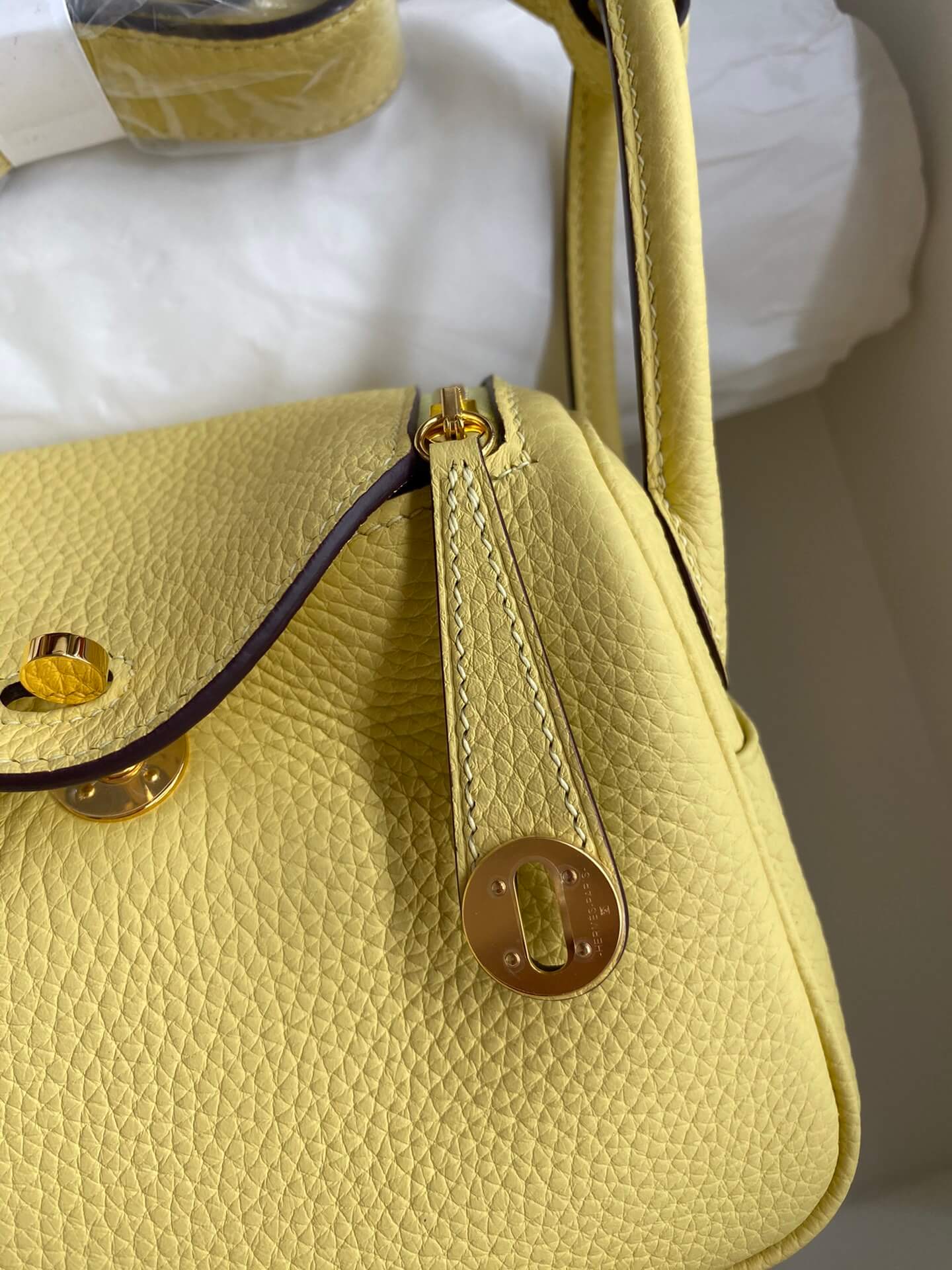 LD19cm, chicken yellow