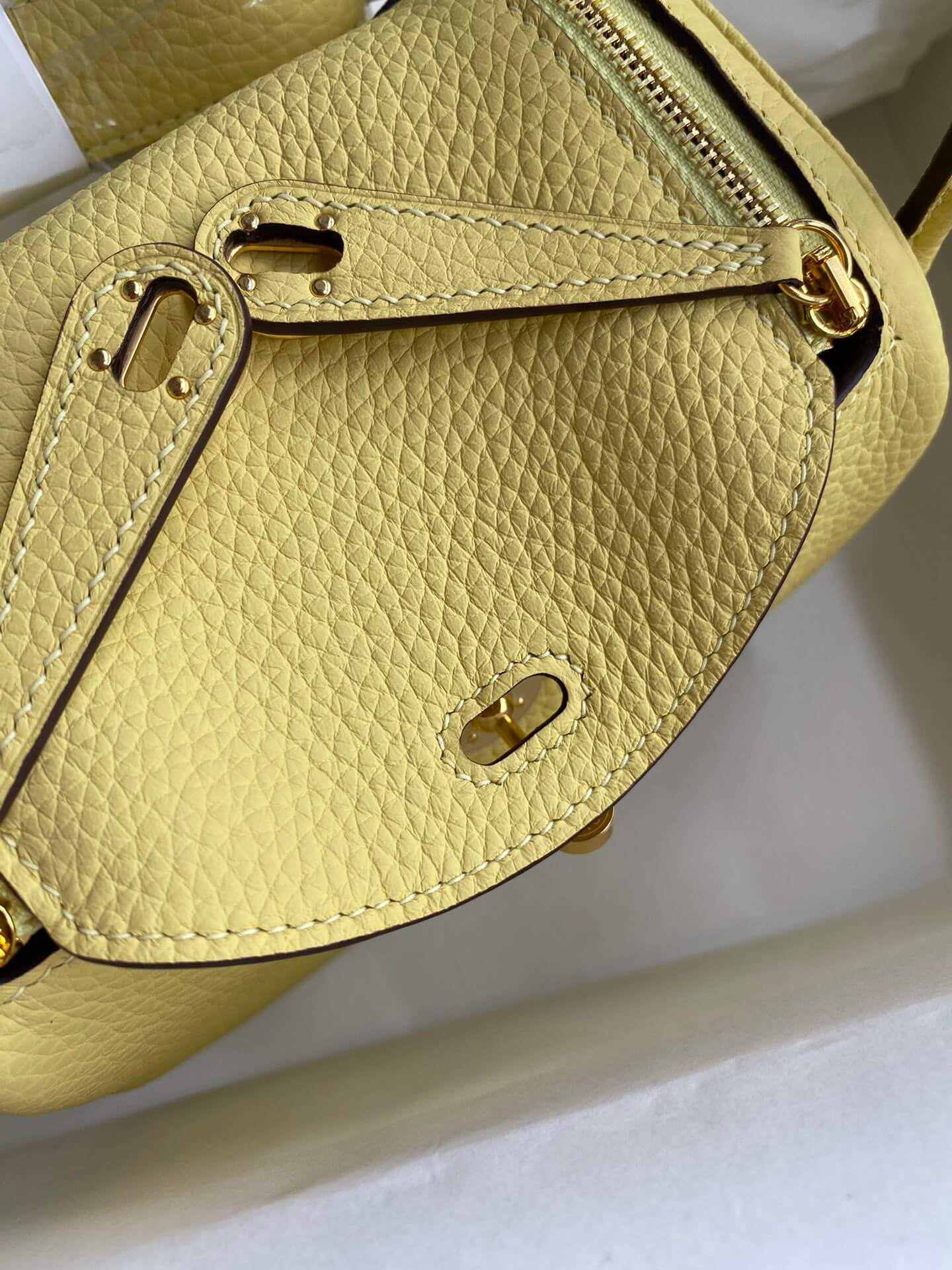 LD19cm, chicken yellow