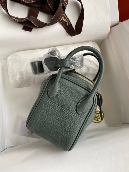 LD19cm, almond green