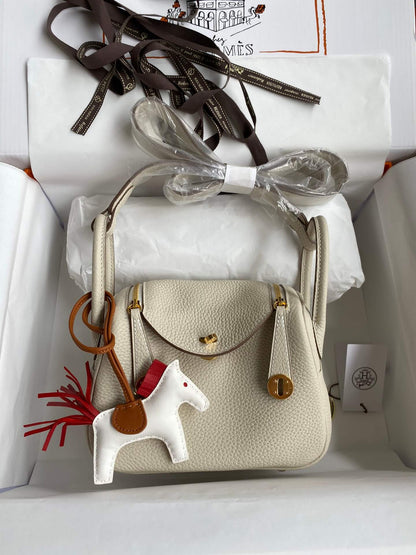 LD19cm, milkshake white