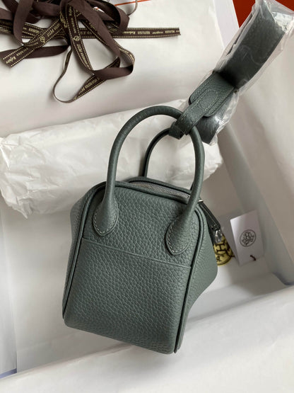 LD19cm, cumulonimbus gray