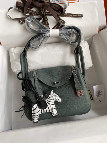 LD19cm, cumulonimbus gray