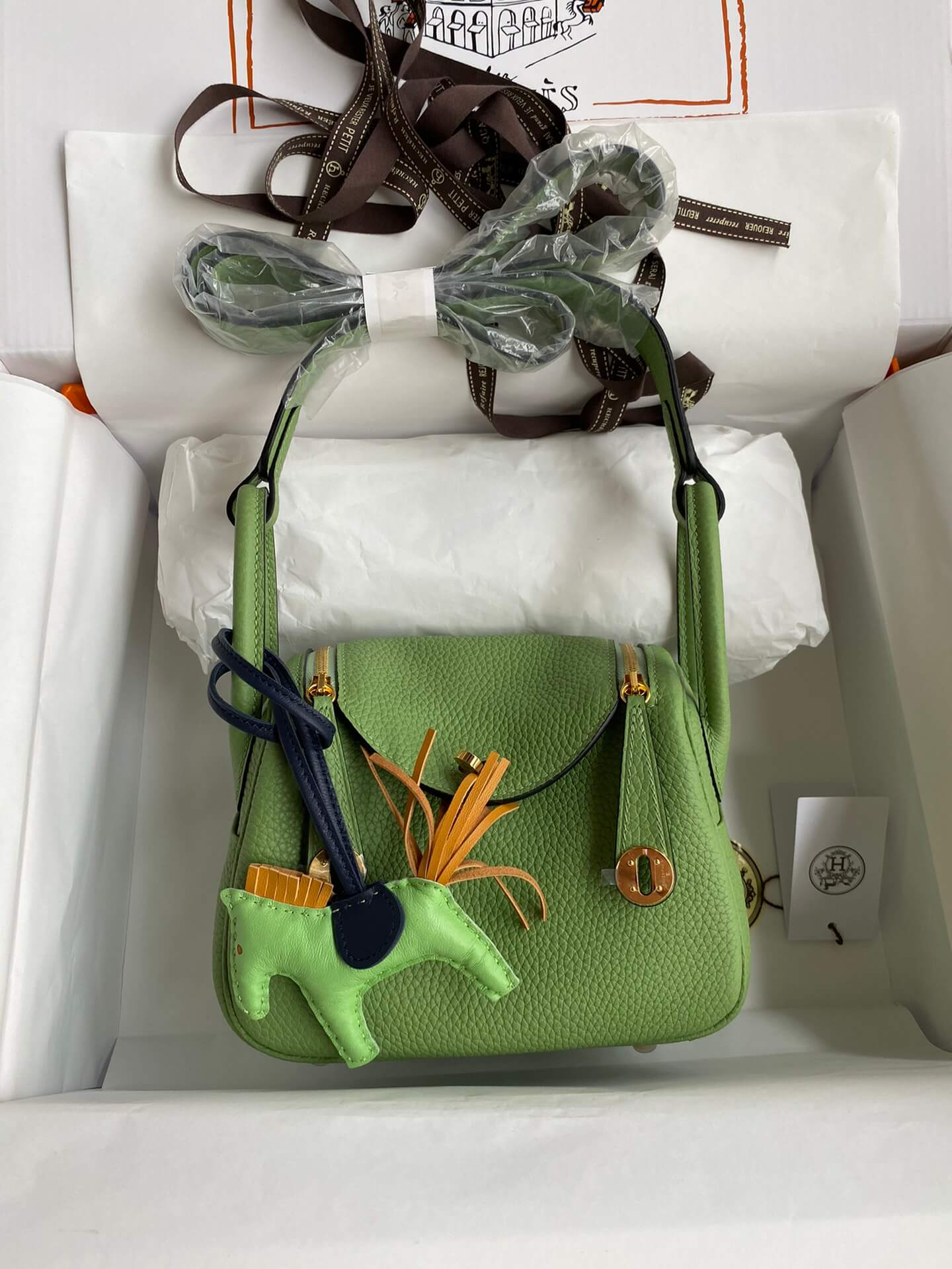 LD19cm, avocado green