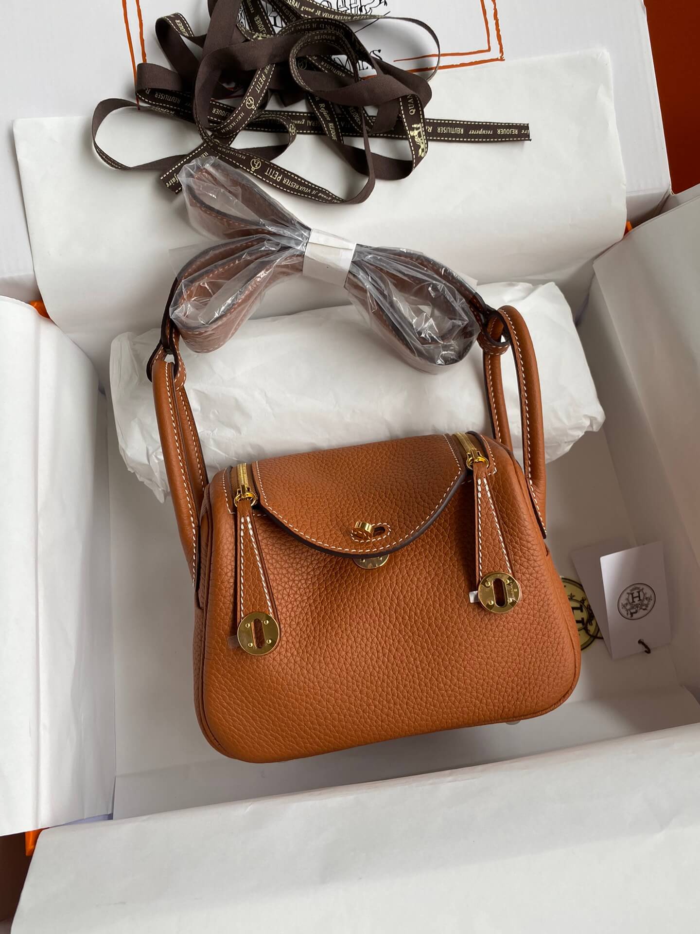 LD19cm, golden brown