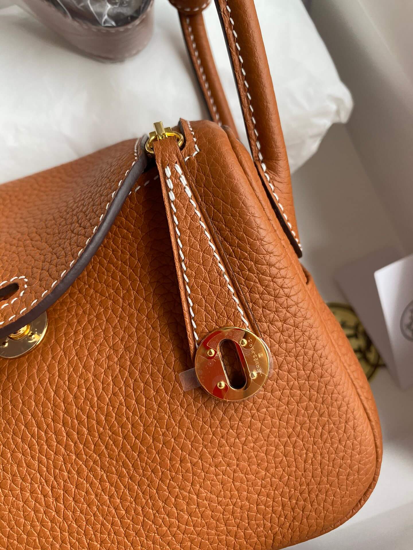 LD19cm, golden brown