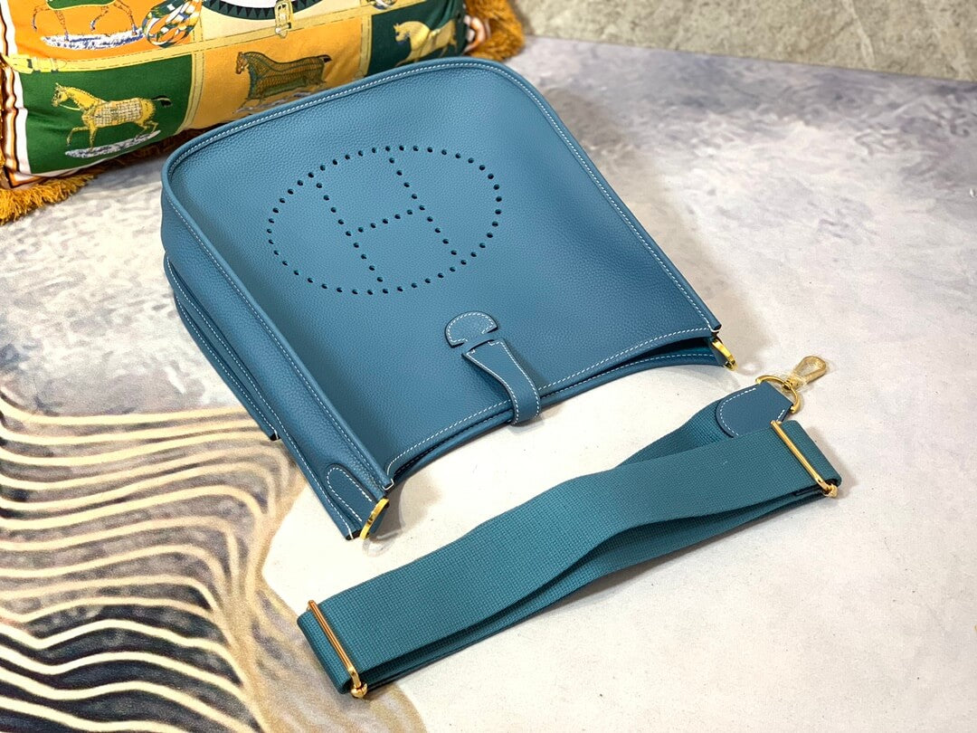 Evelyne29cm: denim blue
