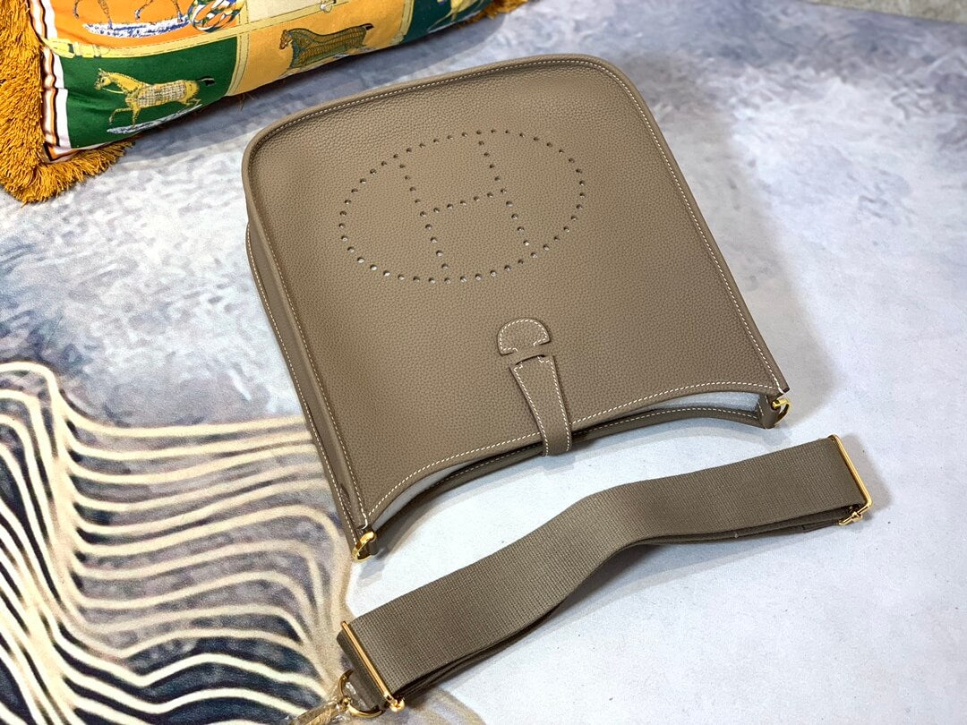 Evelyne29cm: elephant gray