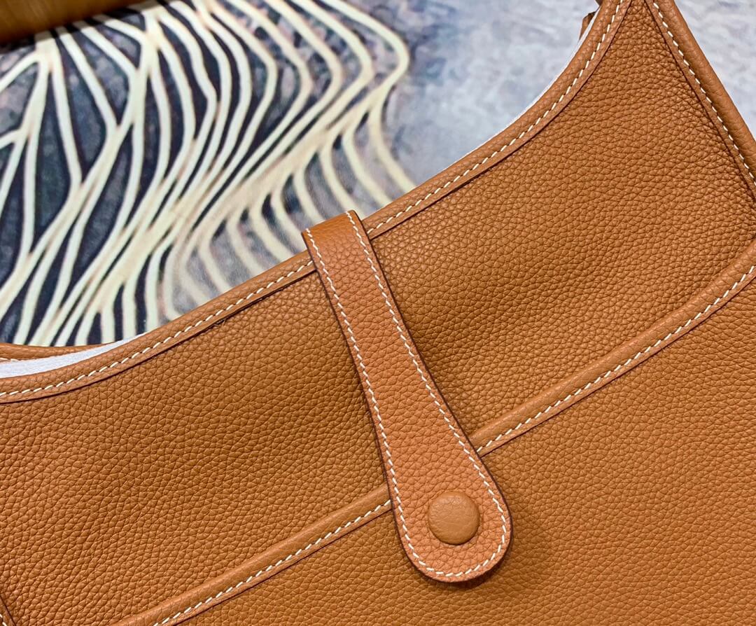 Evelyne29cm: golden brown
