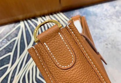 Evelyne29cm: golden brown