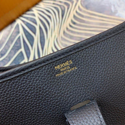 Evelyne29cm: black