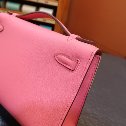 KL, 22cmswift: amber yellow