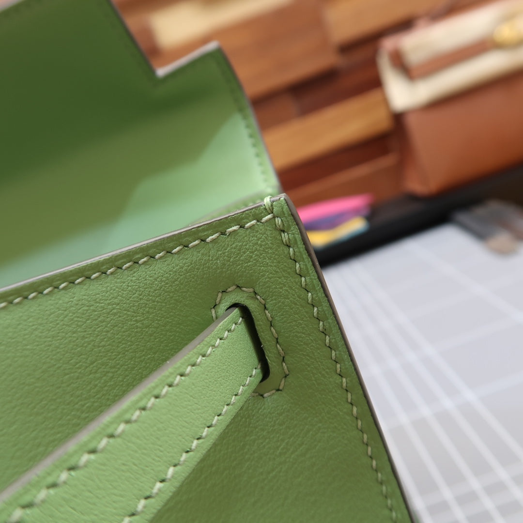 KL, 22cmswift: avocado green