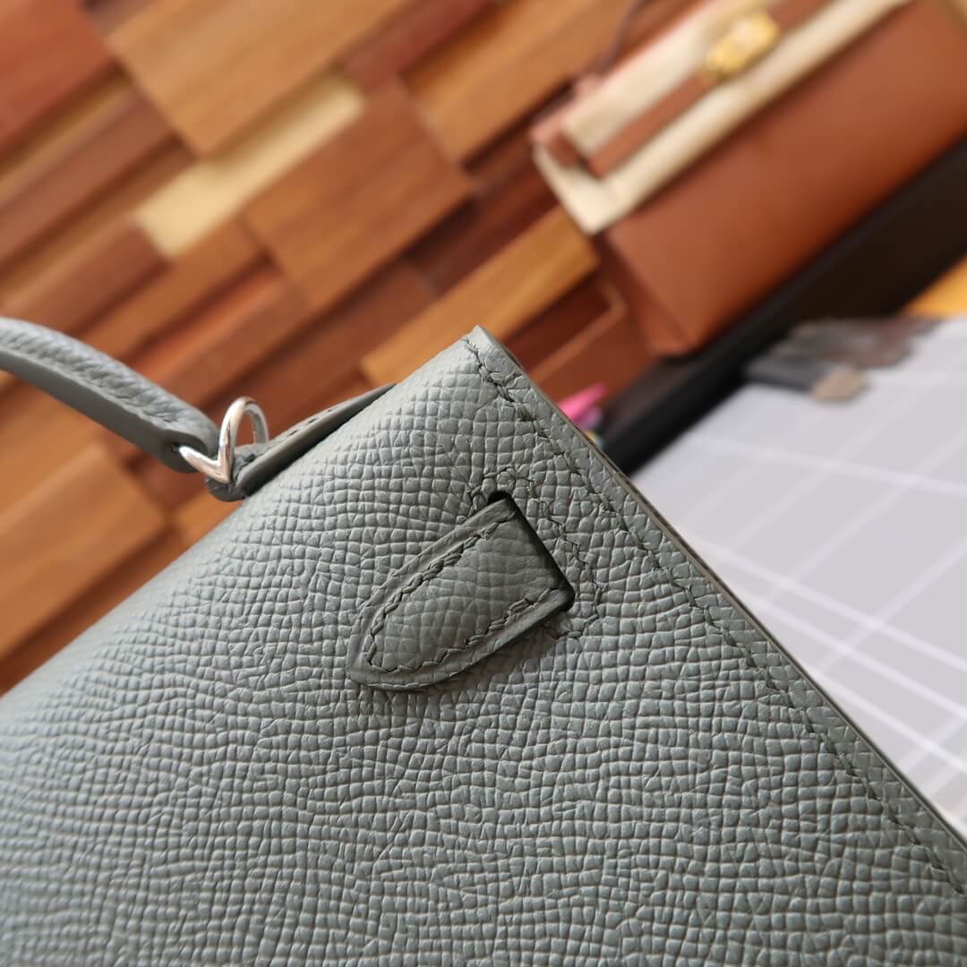 KL19cm: almond green