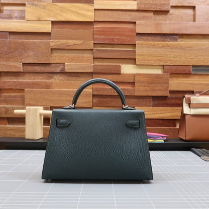 KL19cm: Pine and Cypress Green