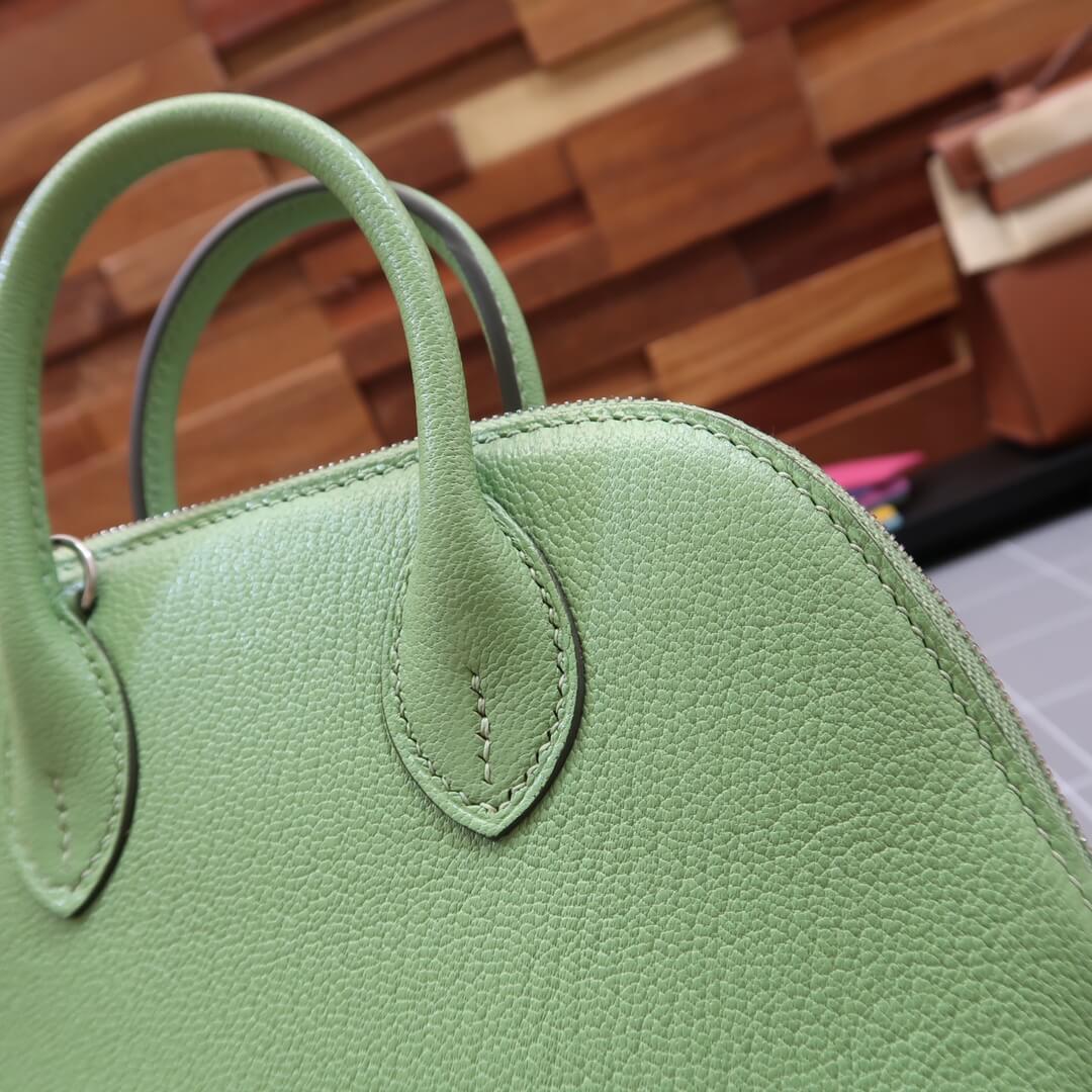 Mini bolide: avocado green