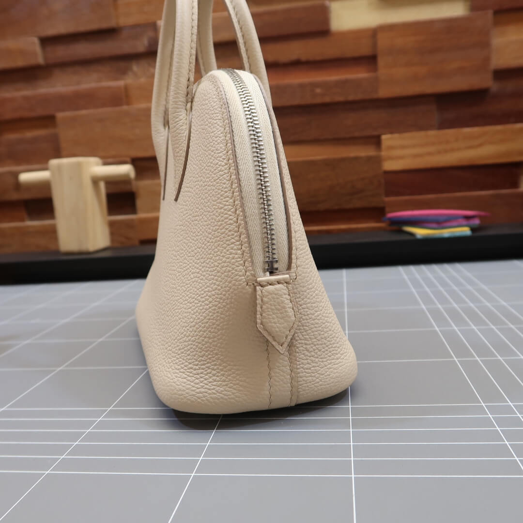 Mini bolide: milkshake white