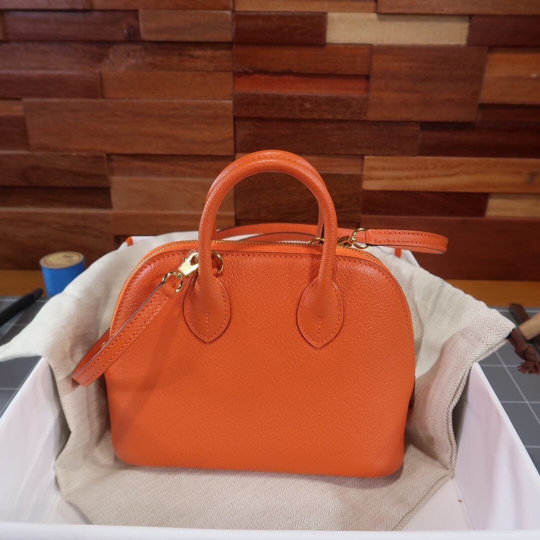 Mini bolide: orange