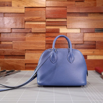Mini bolide: bright blue