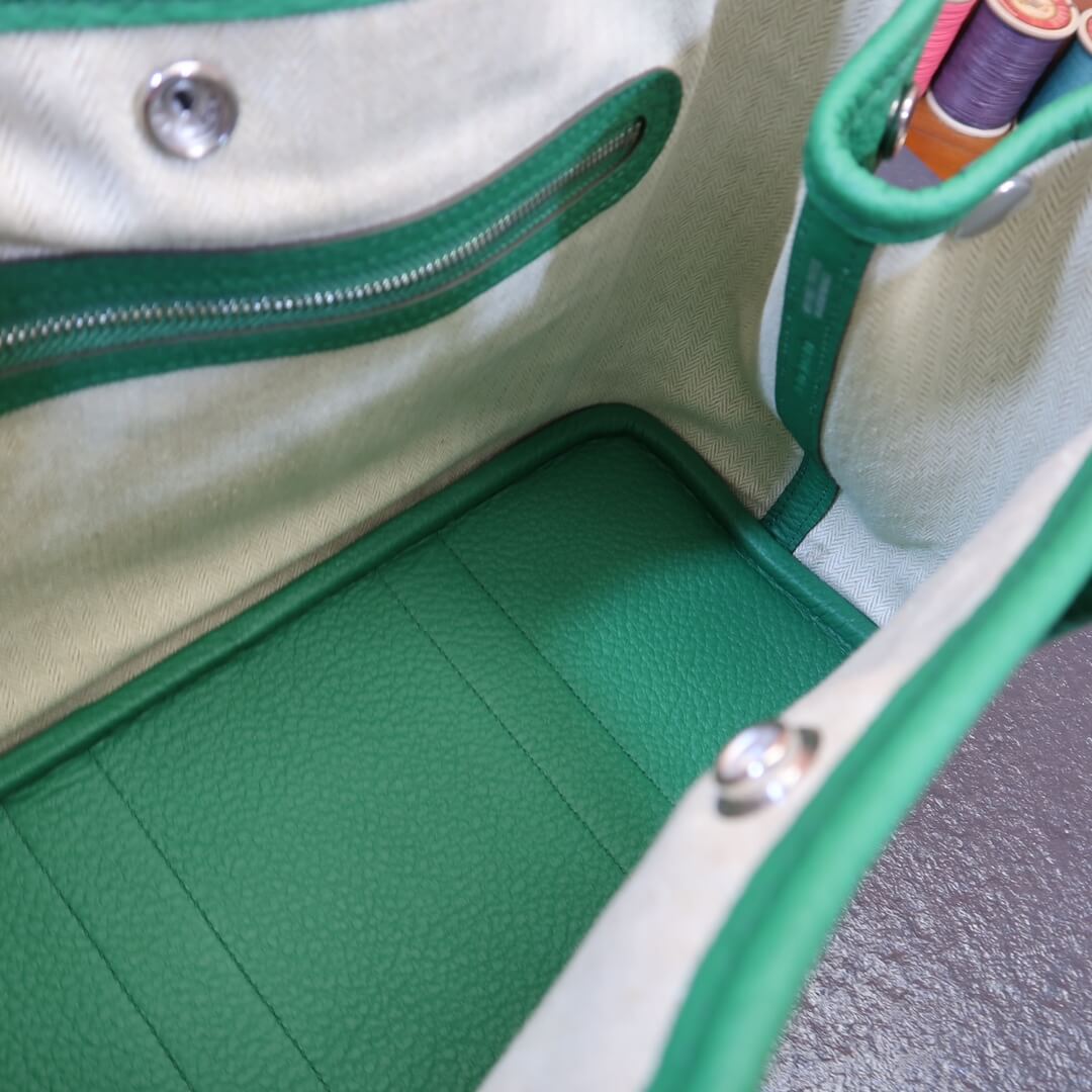 garden: velvet green U4