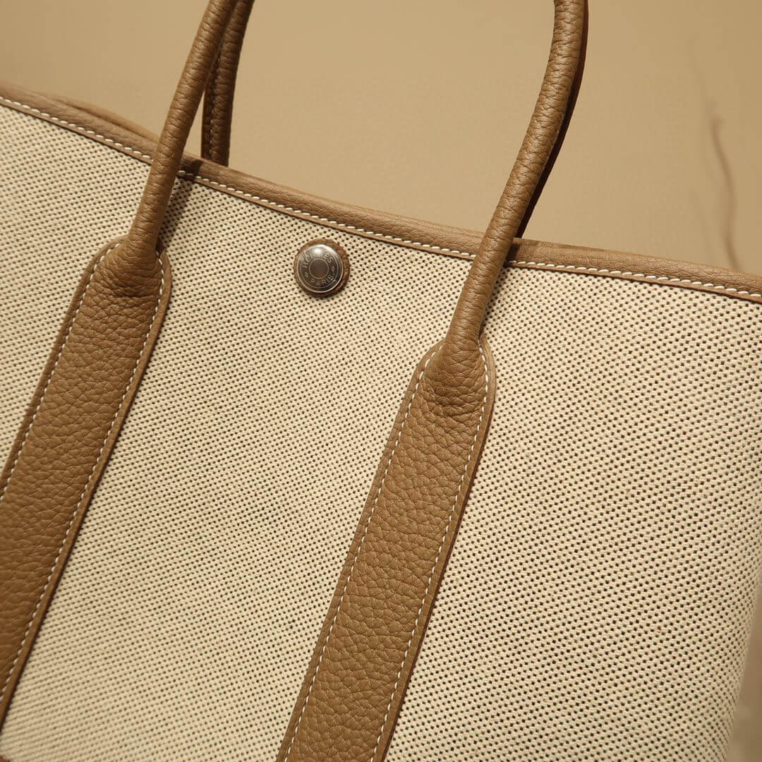 garden: Canvas Elephant Gray