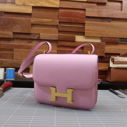 Constance: mallow purple