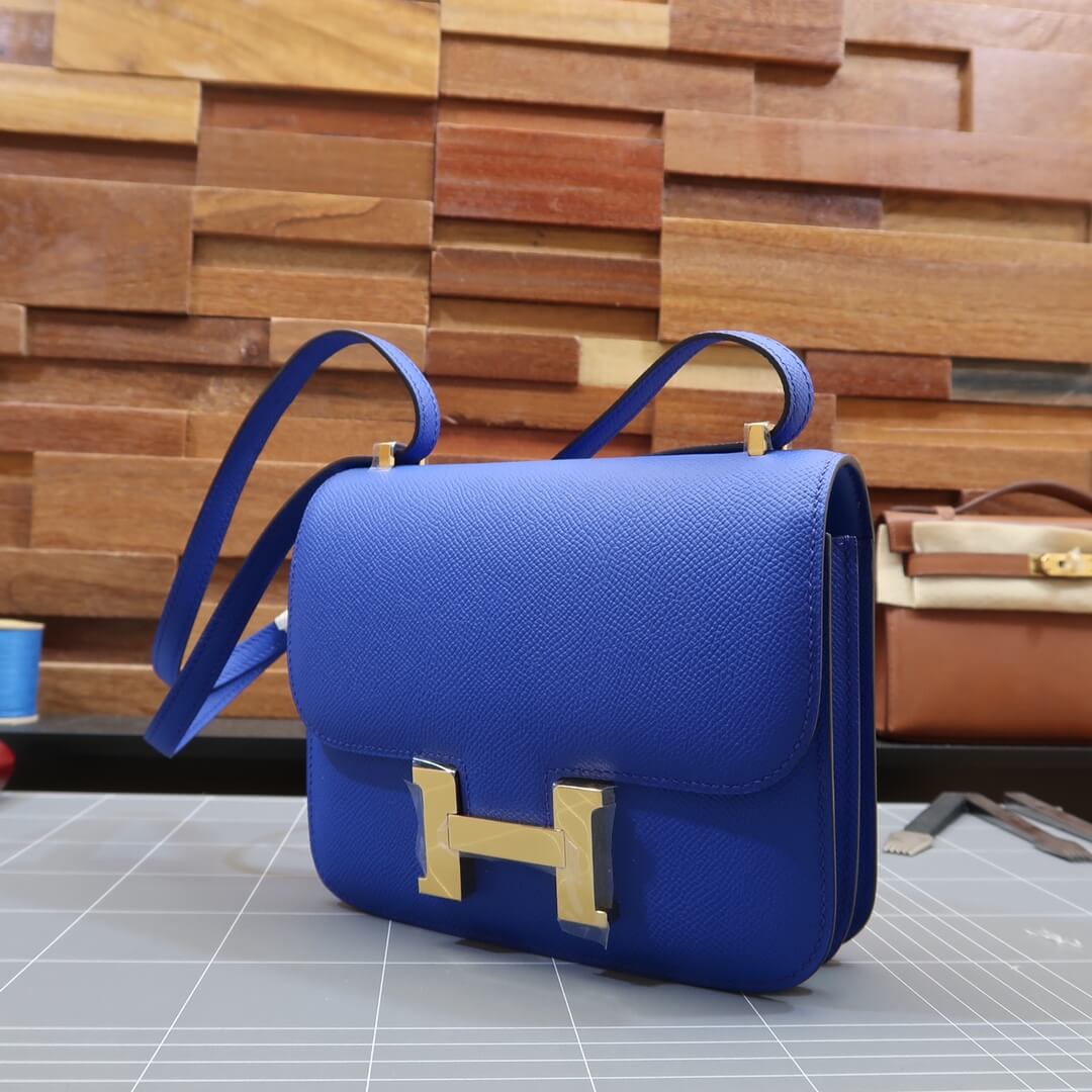 Constance: T7 Blue Htdra electric blue