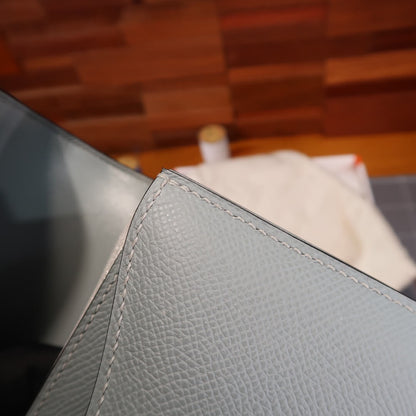 Constance: linen blue