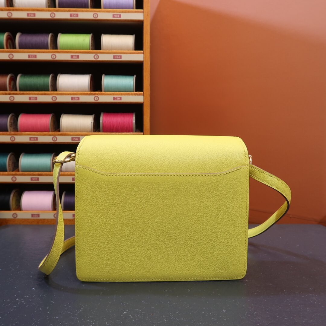 Roulis: lemon yellow