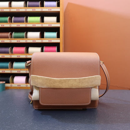Roulis: golden brown