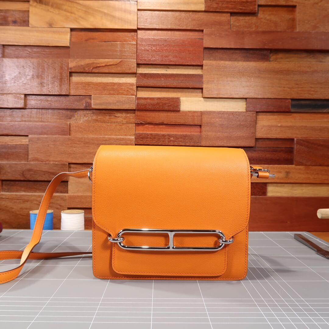 Roulis: Orange