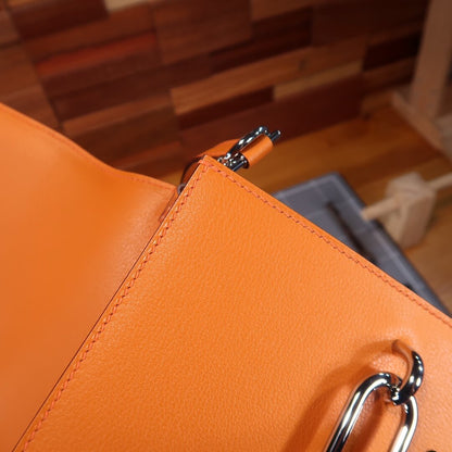 Roulis: Orange
