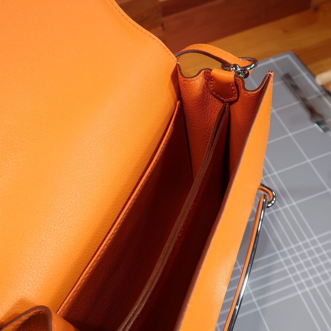 Roulis: Orange