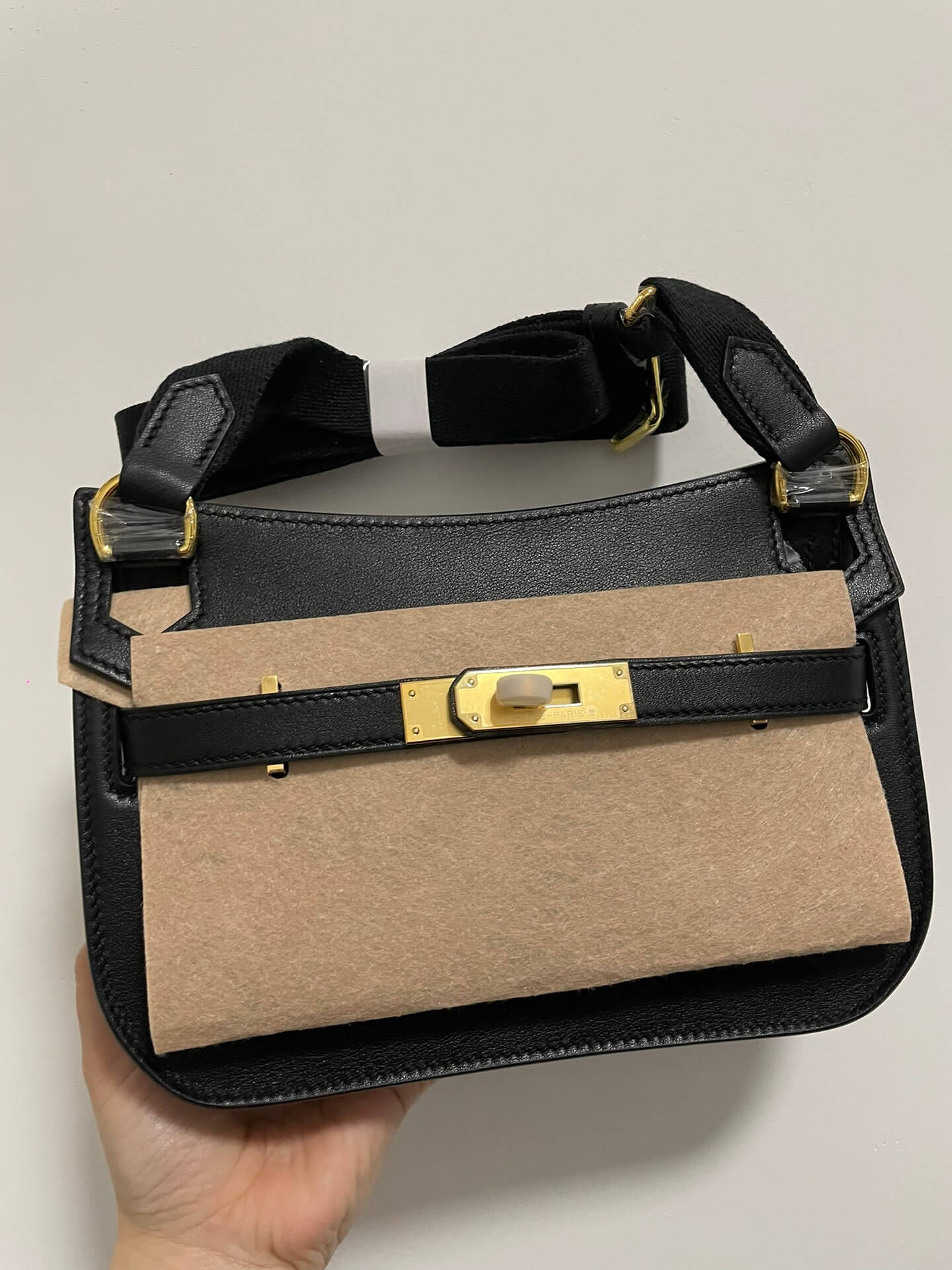 Jypsiere Mini: Black