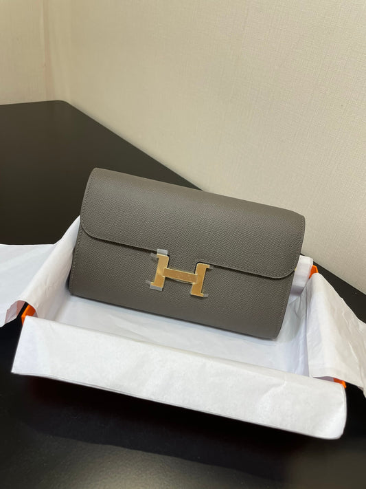 ConstanceTo Go: Pewter Gray