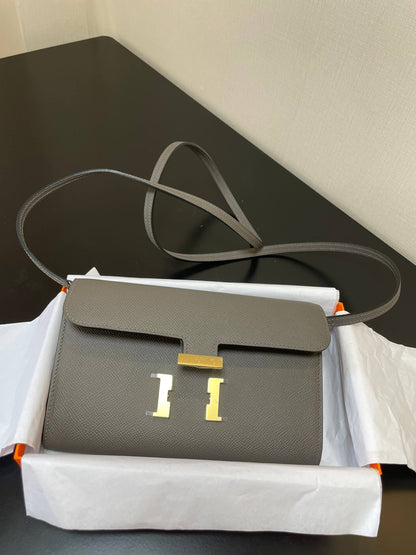 ConstanceTo Go: Pewter Gray