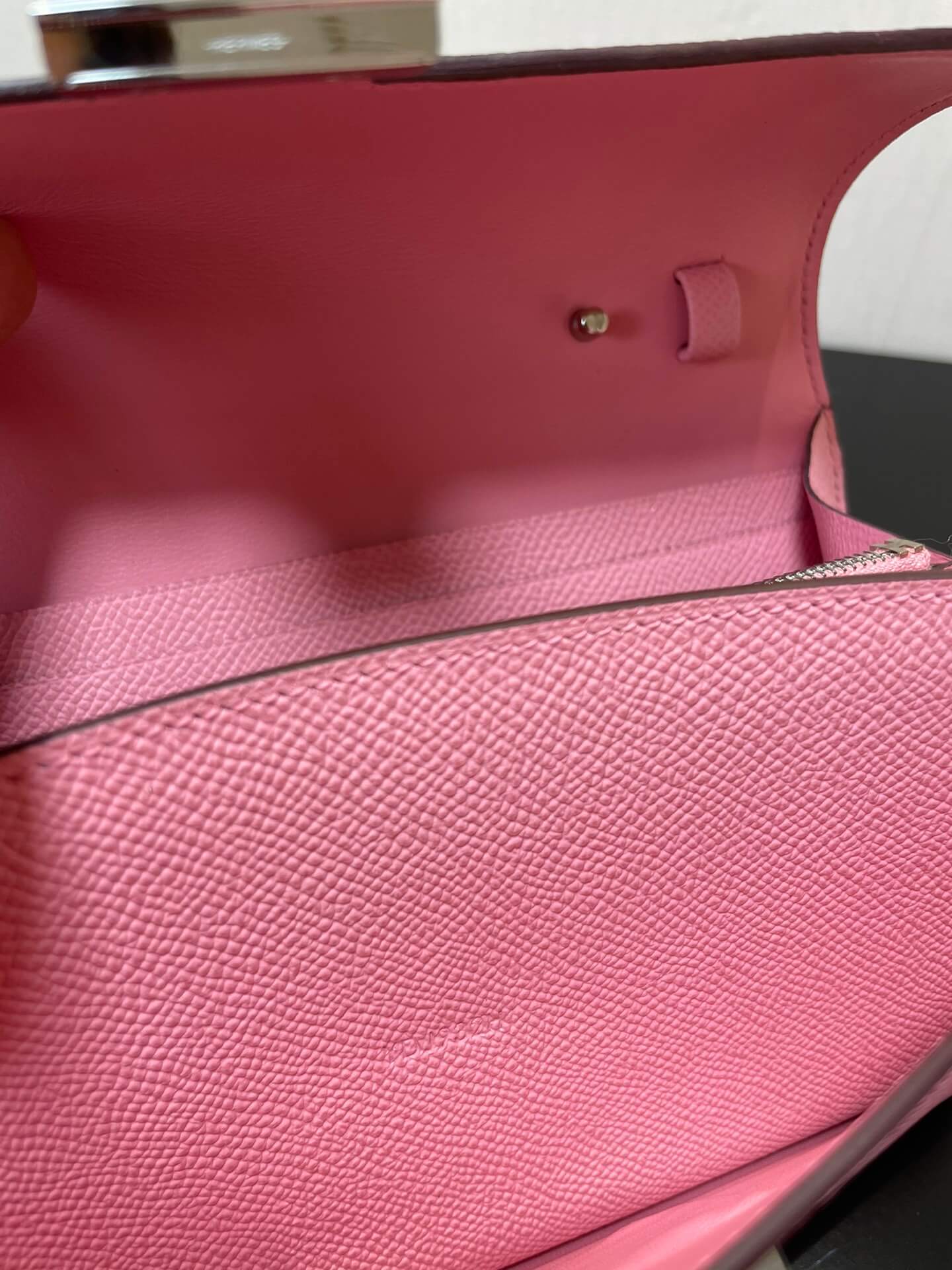 ConstanceTo Go: Pink