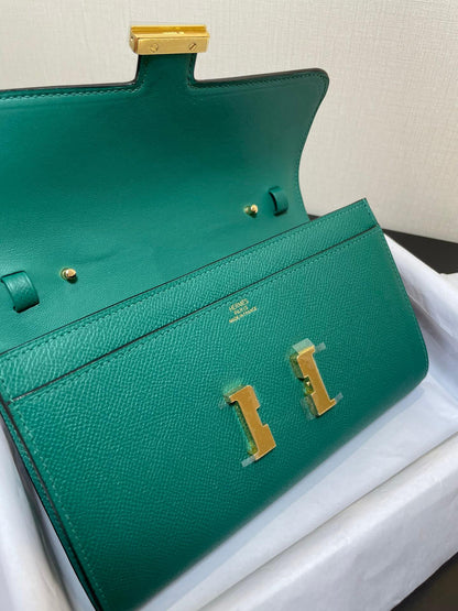 ConstanceTo Go: Malachite Green