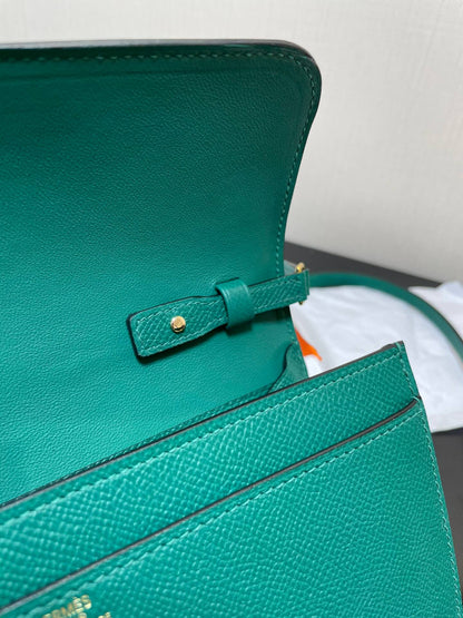ConstanceTo Go: Malachite Green