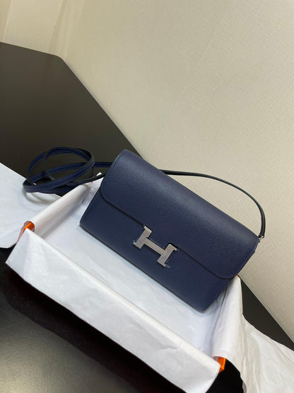 ConstanceTo Go: Dark blue