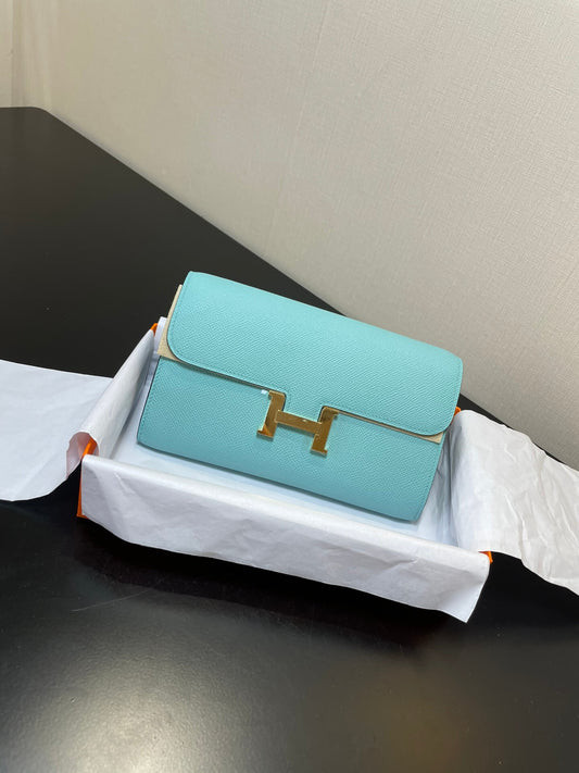 ConstanceTo Go: Macarons
