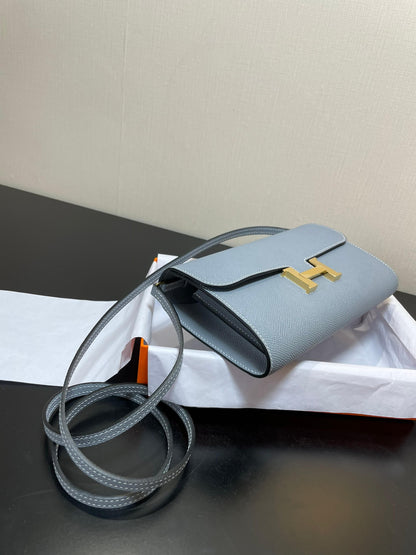ConstanceTo Go: Linen Blue