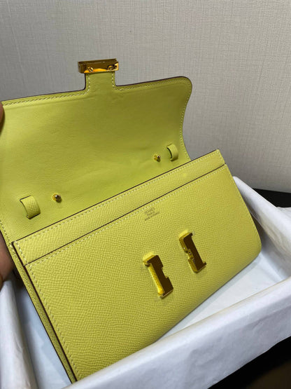 ConstanceTo Go: Lemon Yellow