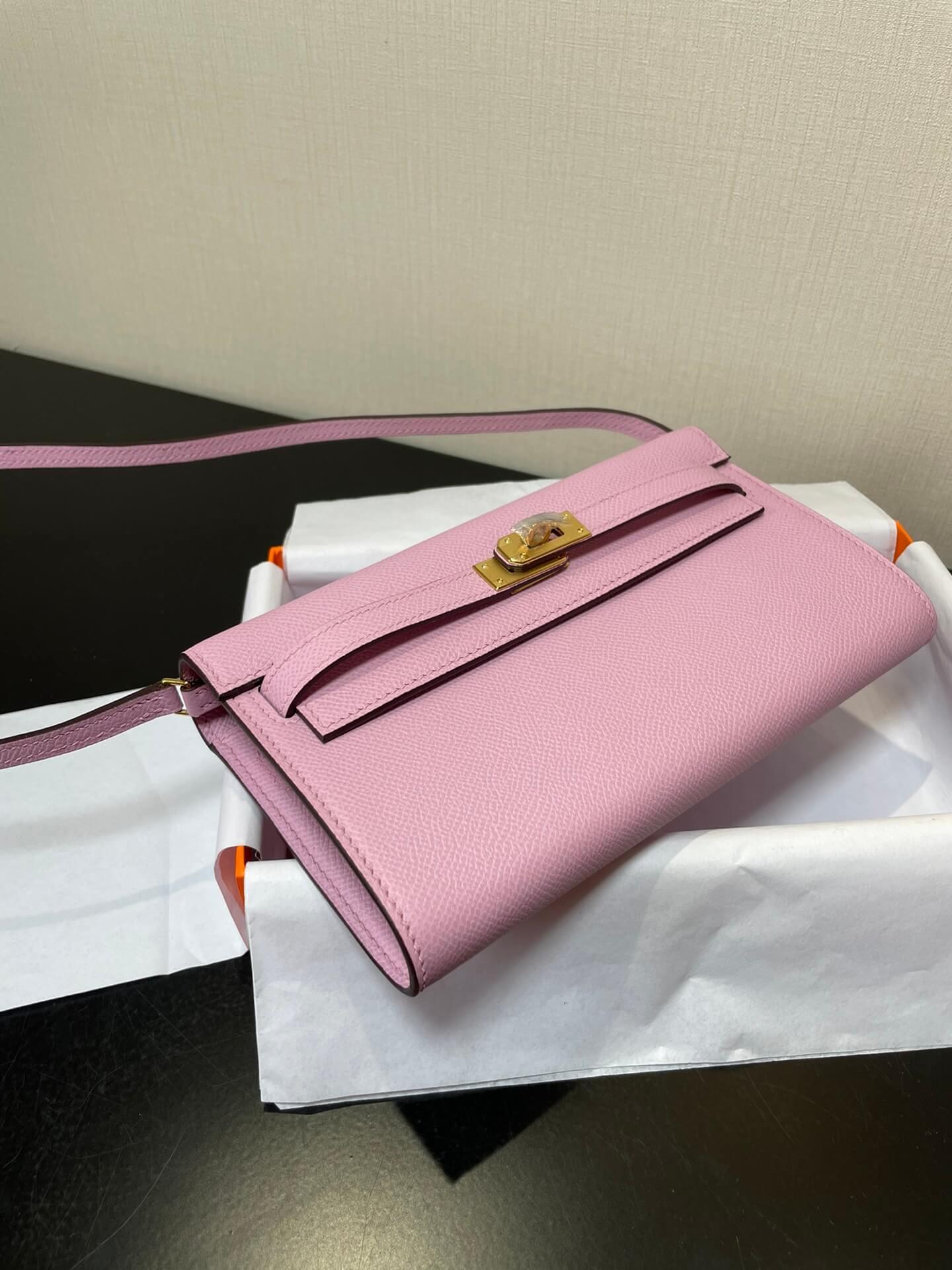 kelly woc: mallow purple