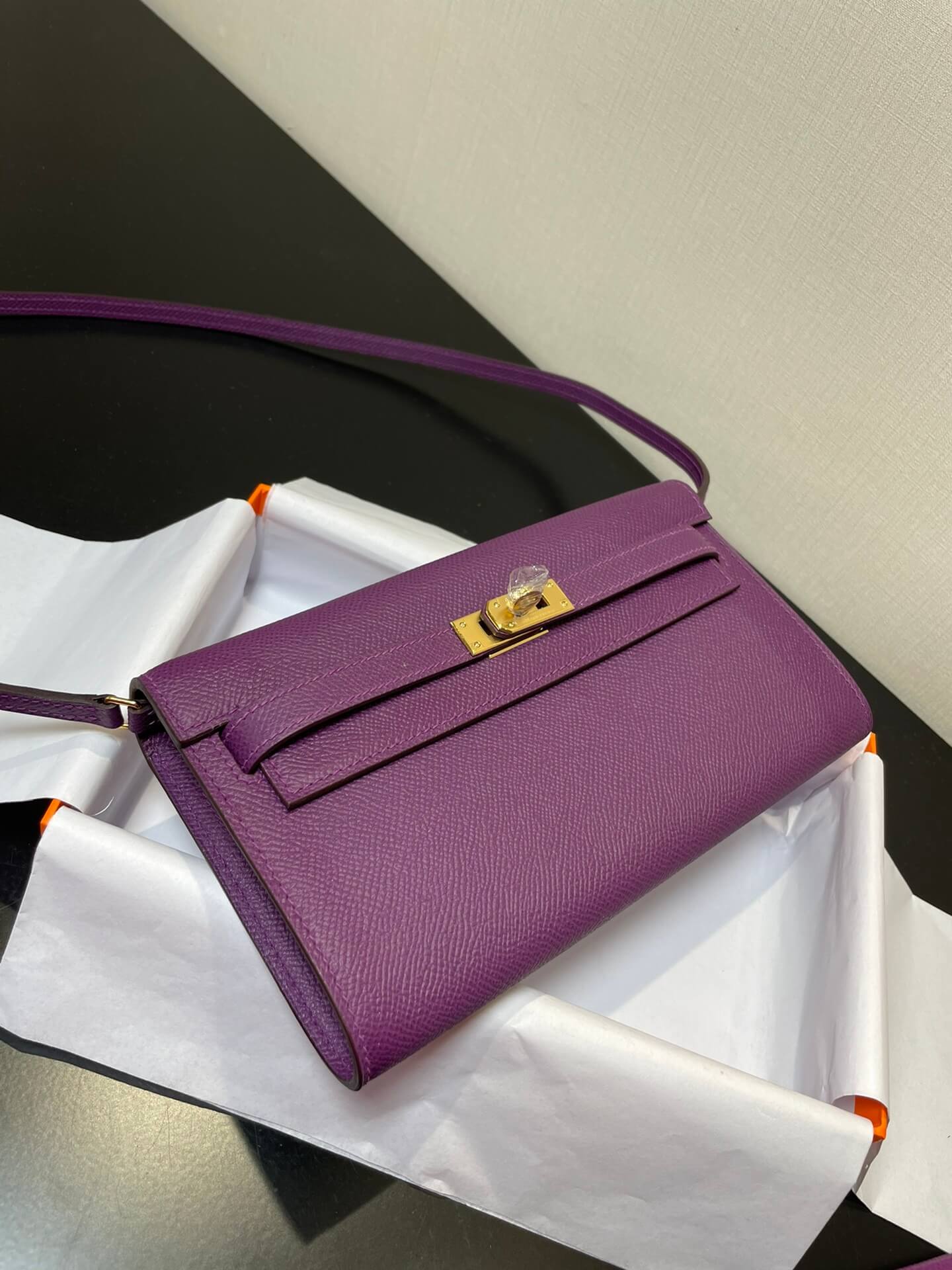 kelly woc: sea anemone purple