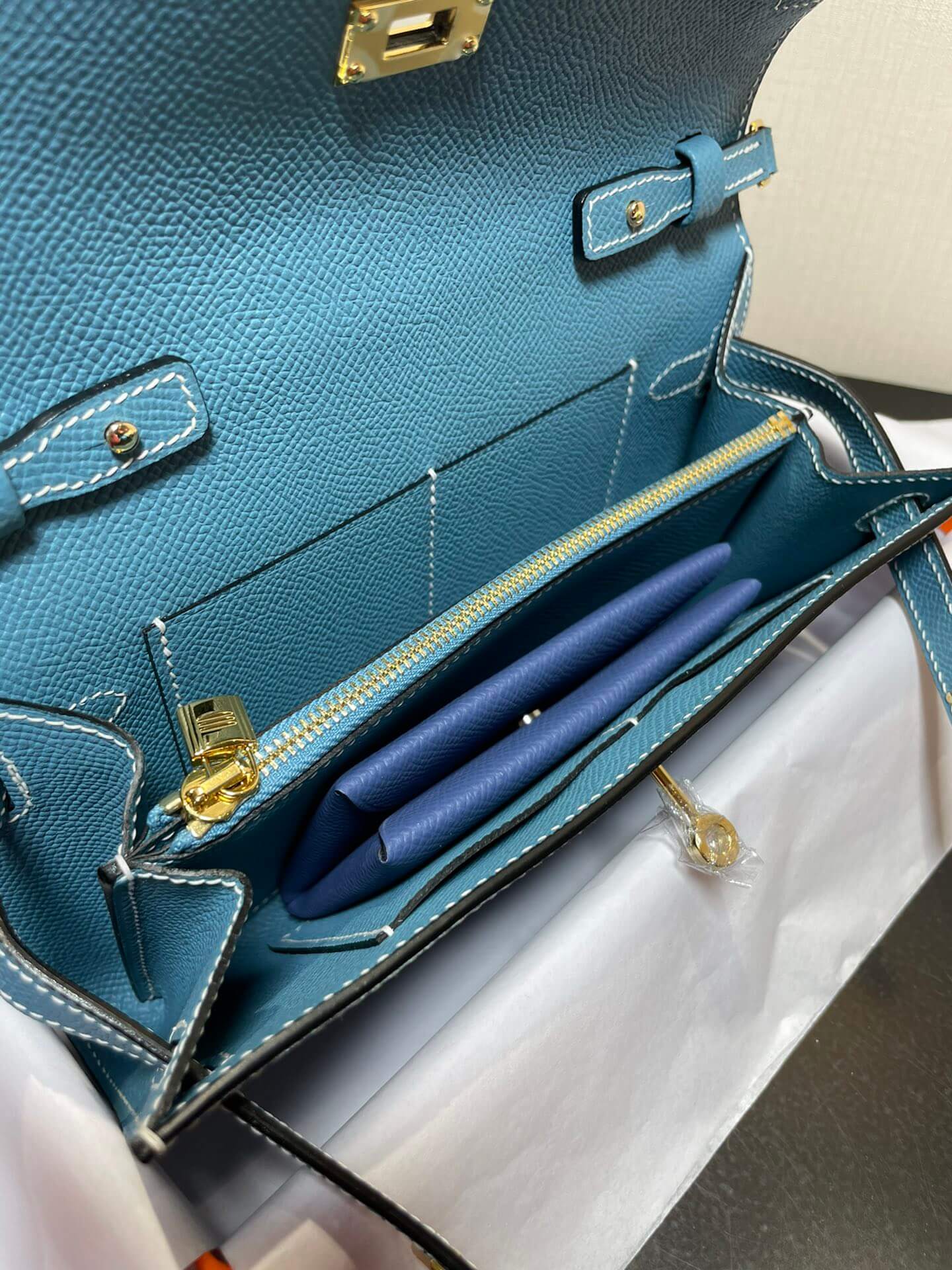 kelly woc: denim blue