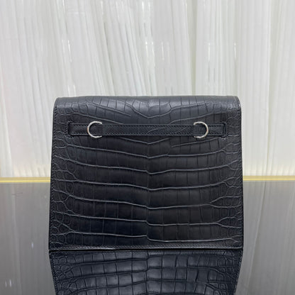 Matte crocodile belly, silver buckle hardware, dance bag size; 22X17X7💕
