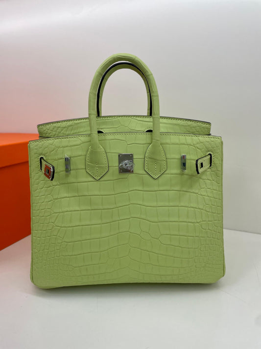 25 Imported matte crocodile sprout green three skins made of handmade wax thread👛👛