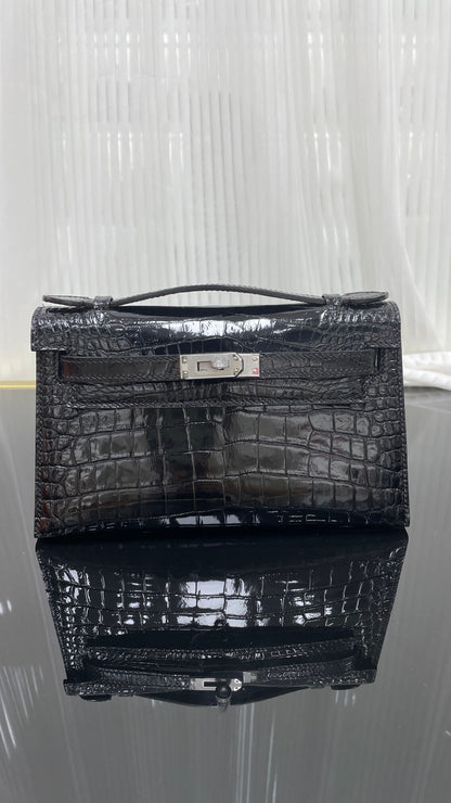 first generation 22 Cm high-gloss crocodile leather hand-sewn wax thread💕