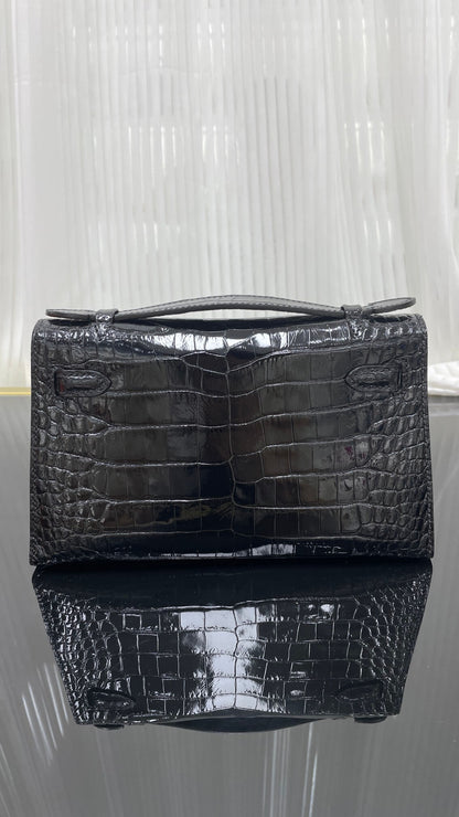 first generation 22 Cm high-gloss crocodile leather hand-sewn wax thread💕