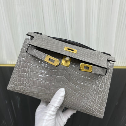 A generation of imported Nile crocodile leather hand-sewn💕
